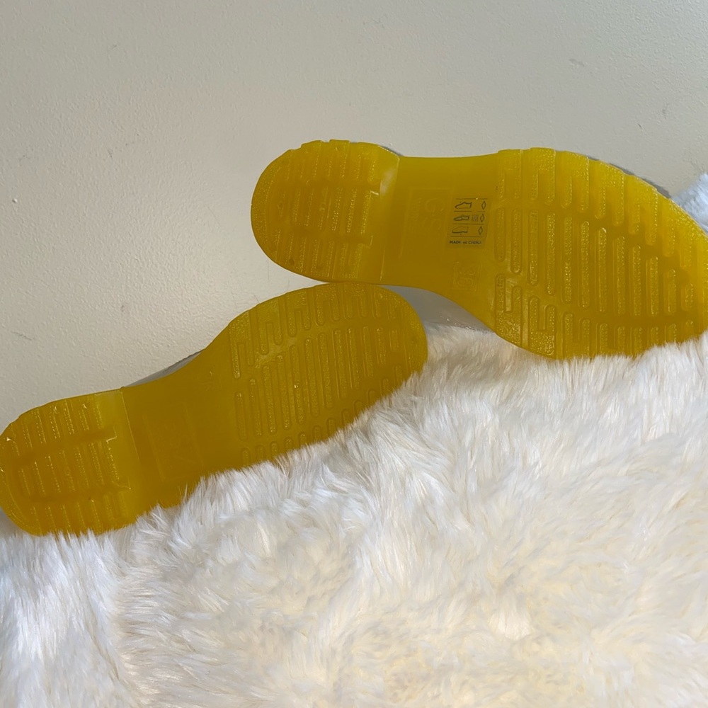 NWOT G-Six Workshop Translucent Ginny Yellow Fluorescent Sole Rain boots - Picture 6 of 7